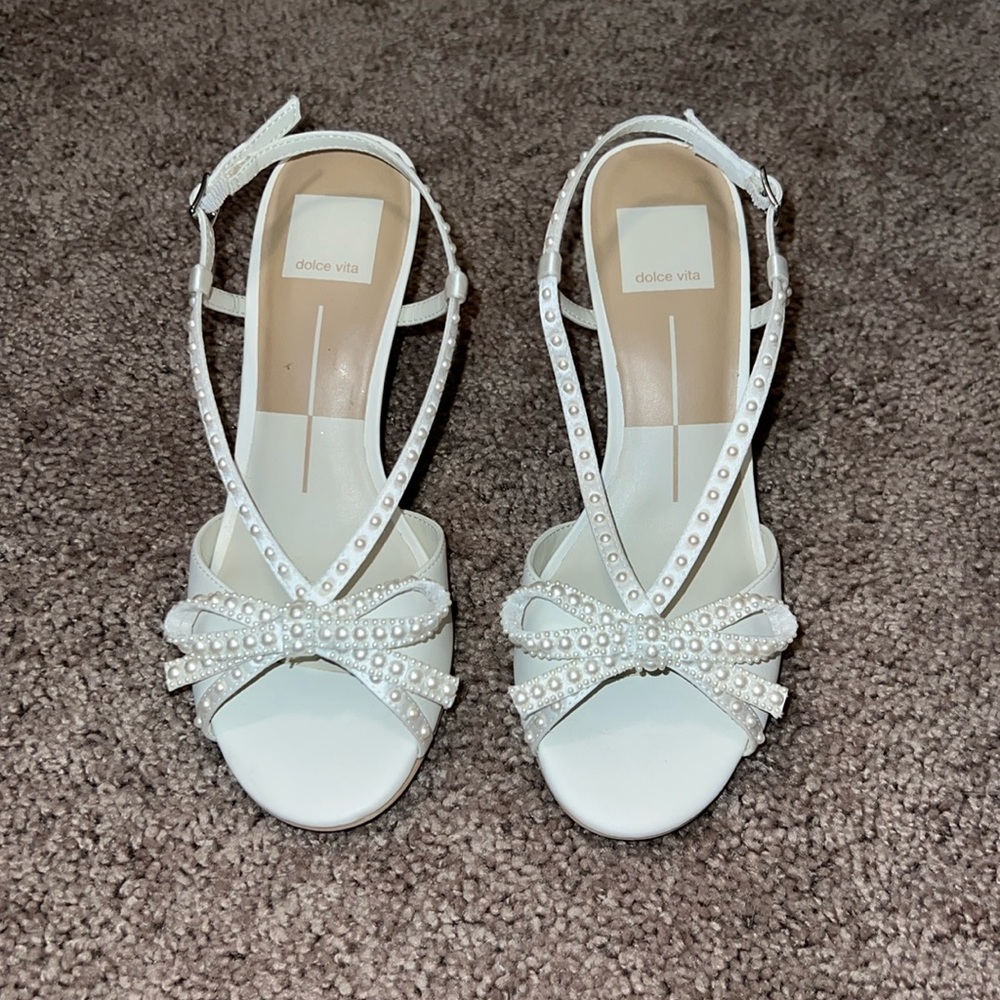 **WORN ONCE EUC** Dolce Vita Lonny Pearl Heels